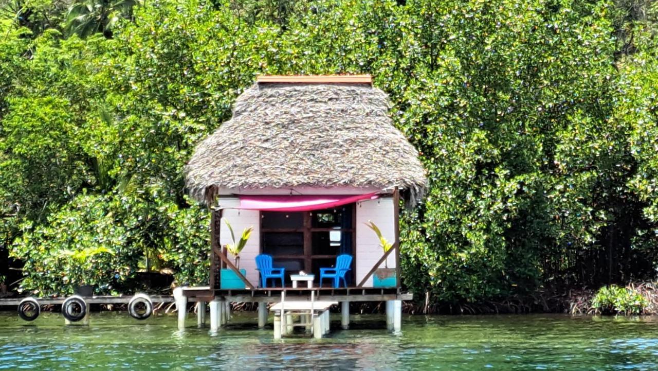 El Clandestino Villa Bocas Town Bagian luar foto