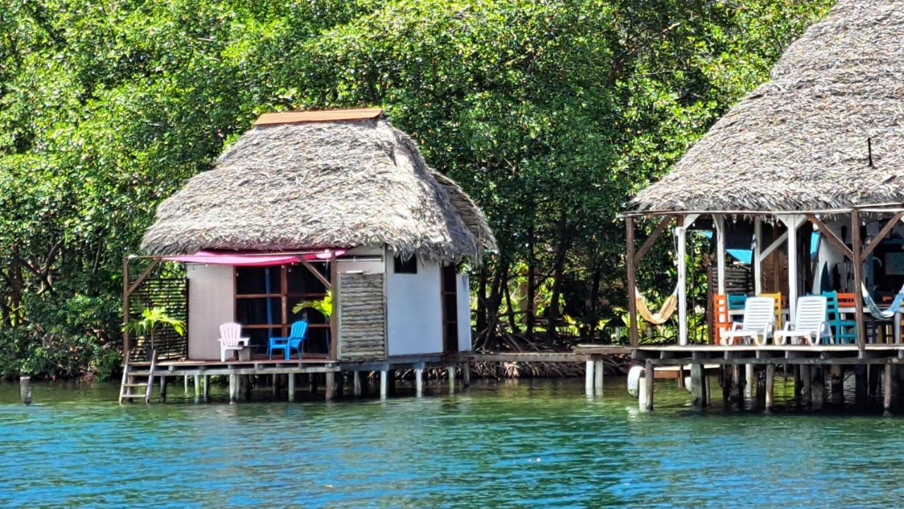 El Clandestino Villa Bocas Town Bagian luar foto